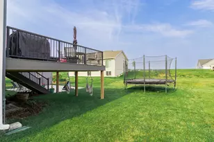 908 Ashford Rd, Belle Plaine, MN 56011 - Photo 36