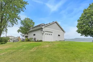 32297 Lakeview Dr, Lake City, MN 55041 - Photo 94
