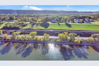 32297 Lakeview Drive, Lake City, MN 55041 - Photo 2