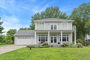 32297 Lakeview Dr, Lake City, MN 55041 - Photo 10
