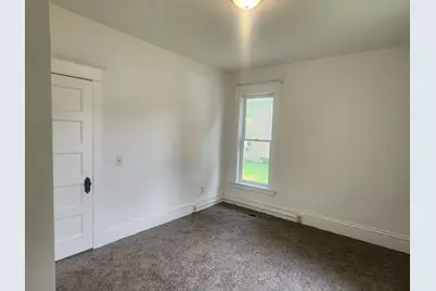 120 Park Avenue W, Renville, MN 56284 - Photo 20