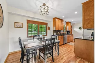 2318 Friendship Ln, Burnsville, MN 55337 - Photo 4