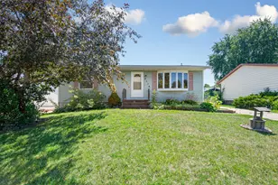 2114 51st St NW, Rochester, MN 55901 - Photo 2