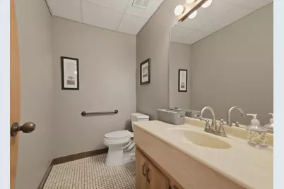 2575 Hamline Avenue N #E, Roseville, MN 55113 - Photo 18
