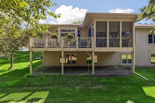 8950 Hilloway Rd, Eden Prairie, MN 55347 - Photo 32