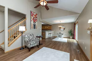 6822 Benton Cir, Inver Grove Heights, MN 55076 - Photo 8