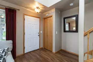 6822 Benton Cir, Inver Grove Heights, MN 55076 - Photo 4