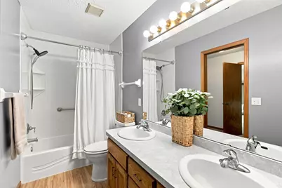 1500 93rd Avenue N, Brooklyn Park, MN 55444 - Photo 8