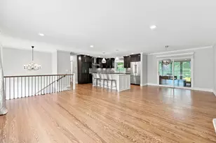 6616 Hillside Ln, Edina, MN 55439 - Photo 6