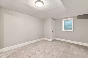 6616 Hillside Ln, Edina, MN 55439 - Photo 26