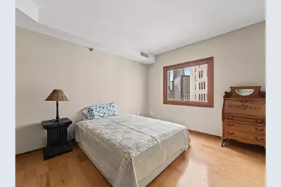 121 Washington Avenue S #1917, Minneapolis, MN 55401 - Photo 18