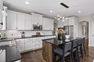 9080 Princeton Cir, Woodbury, MN 55125 - Photo 22
