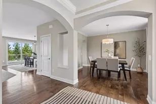 9080 Princeton Cir, Woodbury, MN 55125 - Photo 6