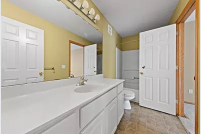 4991 Bluff Heights Trail SE, Prior Lake, MN 55372 - Photo 24