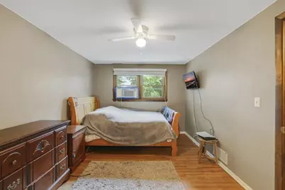 2735 18th Avenue E, North Saint Paul, MN 55109 - Photo 32