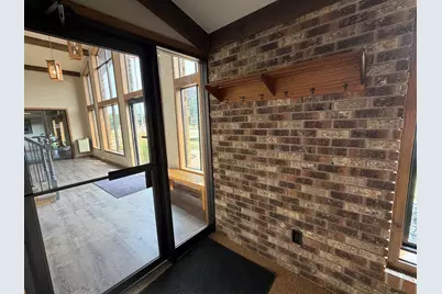 412 19th Avenue SW, Willmar, MN 56201 - Photo 4