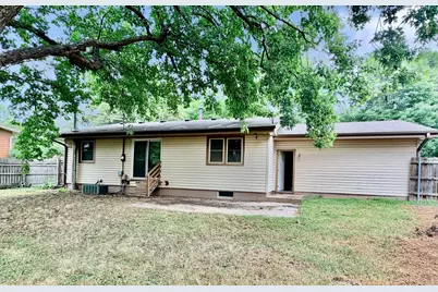 8001 Edgewood Avenue N, Brooklyn Park, MN 55445 - Photo 18