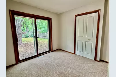 8001 Edgewood Avenue N, Brooklyn Park, MN 55445 - Photo 10