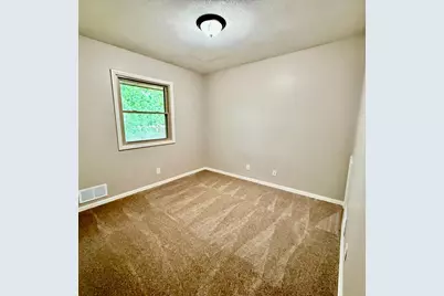 8001 Edgewood Avenue N, Brooklyn Park, MN 55445 - Photo 12