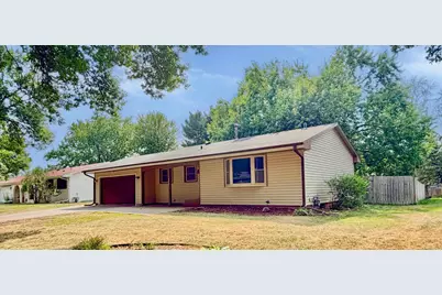 8001 Edgewood Avenue N, Brooklyn Park, MN 55445 - Photo 10