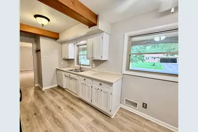 8001 Edgewood Avenue N, Brooklyn Park, MN 55445 - Photo 6