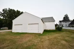 196 Mill St, Zumbrota, MN 55992 - Photo 6