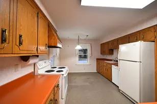 196 Mill St, Zumbrota, MN 55992 - Photo 10