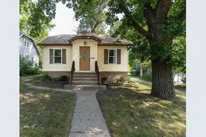 314 Birch Avenue W, Fergus Falls, MN 56537 - Photo 1