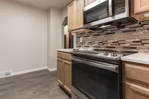314 Birch Ave W, Fergus Falls, MN 56537 - Photo 14