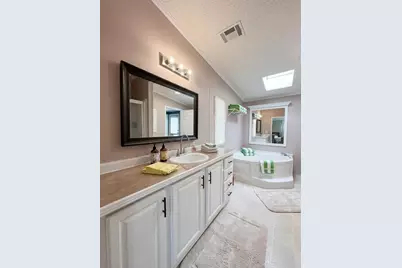 1339 Pine Tree, Maplewood, MN 55119 - Photo 6