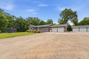 20219 Co Rd 197, Belgrade, MN 56312 - Photo 8