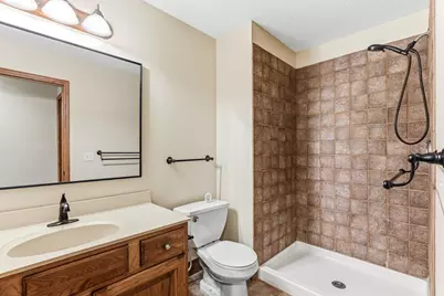 9918 Kiwi Avenue N, Brooklyn Park, MN 55443 - Photo 40
