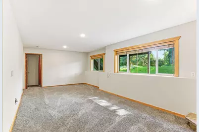 9918 Kiwi Avenue N, Brooklyn Park, MN 55443 - Photo 36