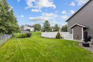 15712 Crocus Ave W, Rosemount, MN 55068 - Photo 10