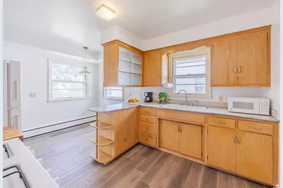 591 36th Avenue NE, Minneapolis, MN 55418 - Photo 8