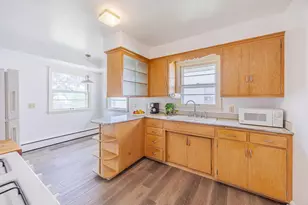 591 36th Ave NE, Minneapolis, MN 55418 - Photo 8