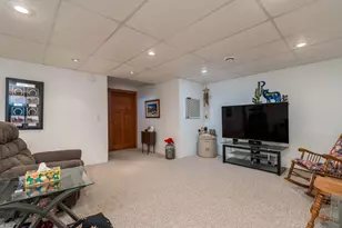 1007 Crystal Lake Dr, Lake Crystal, MN 56055 - Photo 22