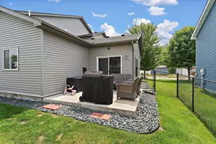 3073 212th St W, Farmington, MN 55024 - Photo 6