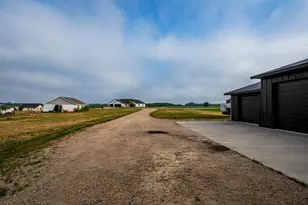 20193 Cassidy Ln, Audubon, MN 56511 - Photo 4