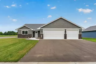 7222 Hawthorne Ct, North Branch, MN 55056 - Photo 24