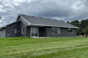 7222 Hawthorne Ct, North Branch, MN 55056 - Photo 2