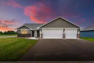 7222 Hawthorne Ct, North Branch, MN 55056 - Photo 4