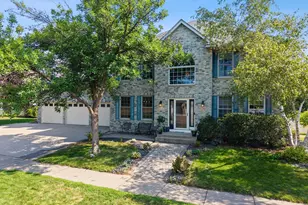 1484 Riverbluff Dr, Hastings, MN 55033 - Photo 1