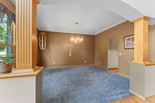 1484 Riverbluff Dr, Hastings, MN 55033 - Photo 10