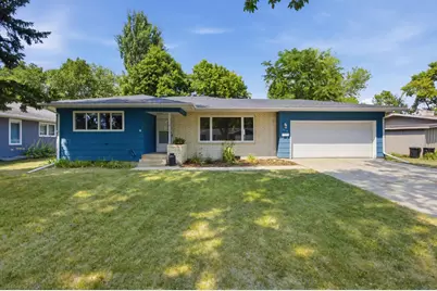 1418 22nd Avenue S, Moorhead, MN 56560 - Photo 2
