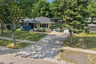1418 22nd Ave S, Moorhead, MN 56560 - Photo 1