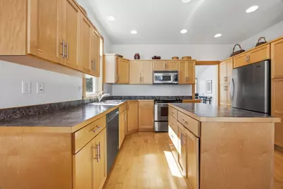 547 Allyson Circle, Moorhead, MN 56560 - Photo 8