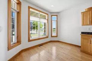 547 Allyson Cir, Moorhead, MN 56560 - Photo 6