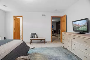 5201 Humboldt Ave N, Minneapolis, MN 55430 - Photo 36