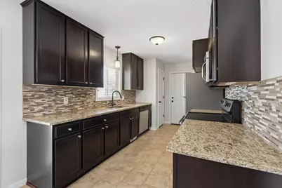 5841 Boone Avenue N, New Hope, MN 55428 - Photo 2